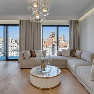 Deo Plaza Premium Suites, Riverside & Radisson Spa By Downtown Apartments
